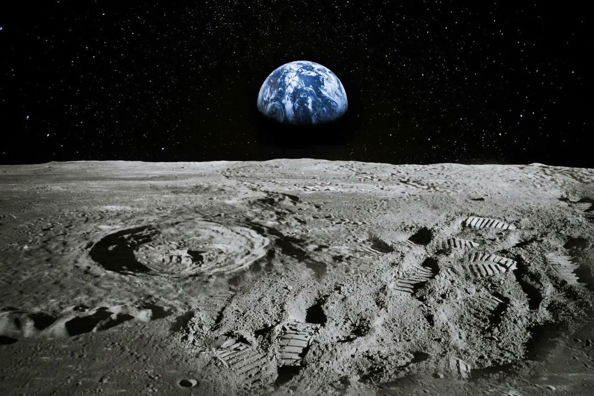 Knight19978's tweet photo. @Dennis_Itumbi02 State Lodge on the Moon is up NEXT... https://t.co/CLFD9WPx9e