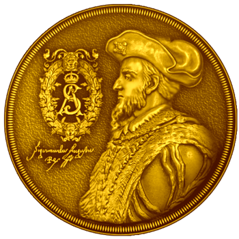 pzkfpl's tweet photo. 🪙 Z Katalogu Polskiego Kryptoznaczka: Polish Philatelic Thalers 1.0 – „Philatelic”.

📅 Data: 2022-10-18
🔗 Blockchain: Polygon
🎥 Typ: NFT + Video
📌 Kontrakt: 0x327eee0adeed9c7ab235037709505148f404c391

👑 Talar filatelistyczny z wizerunkiem króla Zygmunta II Augusta został wyemitowany z okazji Dnia Łącznościowca.

📬 Nakład 1558 sztuk odwołuje się do 18 października 1558 roku, uznawanego za datę narodzin poczty w Polsce. Wtedy król Zygmunt August ustanowił stałe połączenie pocztowe między Krakowem a Wenecją przez Wiedeń, za pomocą poczty, czyli koni rozstawnych.

@filatelistyka 

https://t.co/tWbmwABc8u

#PZKF #Kryptoznaczek #NFT #Filatelistyka #Polygon