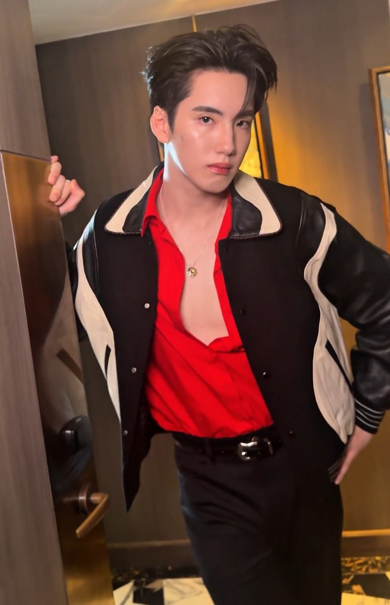 paripari13_'s tweet photo. คนละงานแล้วไง 🫠 https://t.co/zQyNJKvz3u