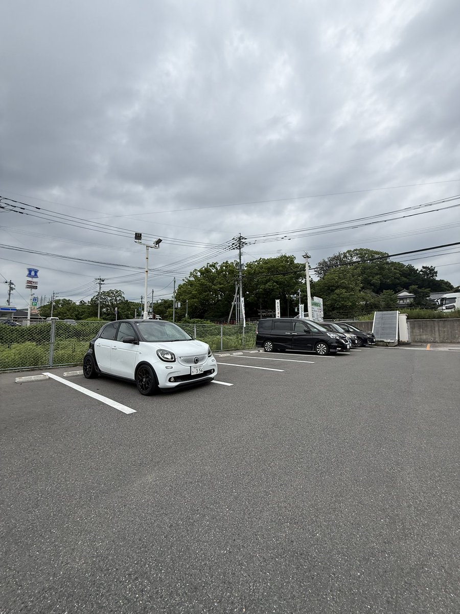 smart_abarth's tweet photo. 買い出しして次女宅へ。 https://t.co/obSHxPYbKn