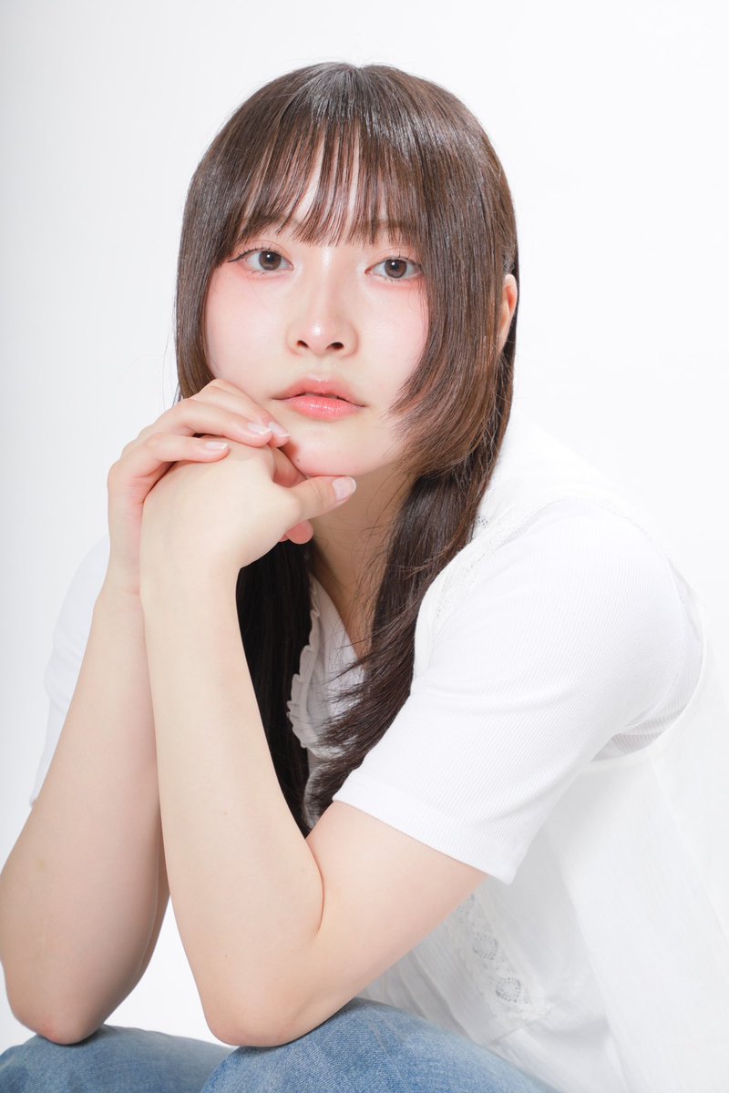 tsubasa_mashir0's tweet photo. おまたせしました✨️✨️
サンミュージックブレーン所属になりました｢真白つばさ(ましろつばさ)｣です！

真っ白からわたしらしく染まっていけるようにがんばります🪽🫧
はじめましての方も、知っている方もよろしくお願いします！！ https://t.co/Ct4wxXSr73