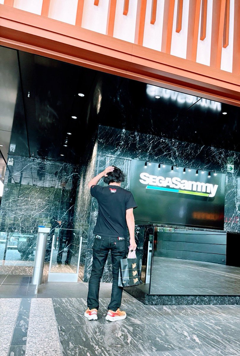 SOKENsquareenix's tweet photo. 入れない https://t.co/qUEe0rXlel