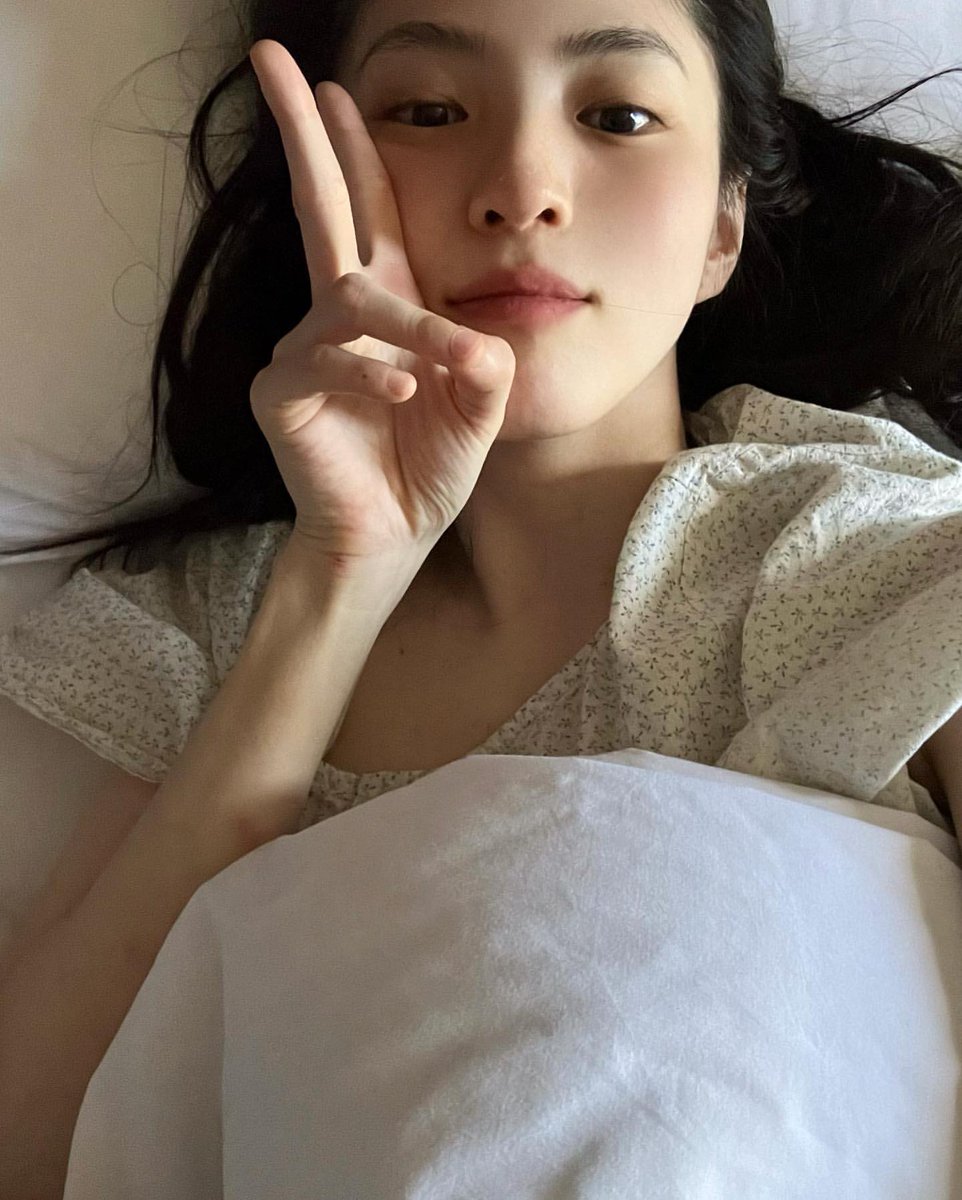 mylikingzip's tweet photo. 아 한소희 언니 민둥맨둥뽀둥뽀둥 얼굴 너무 사랑스러움 https://t.co/X5u84YxJSh