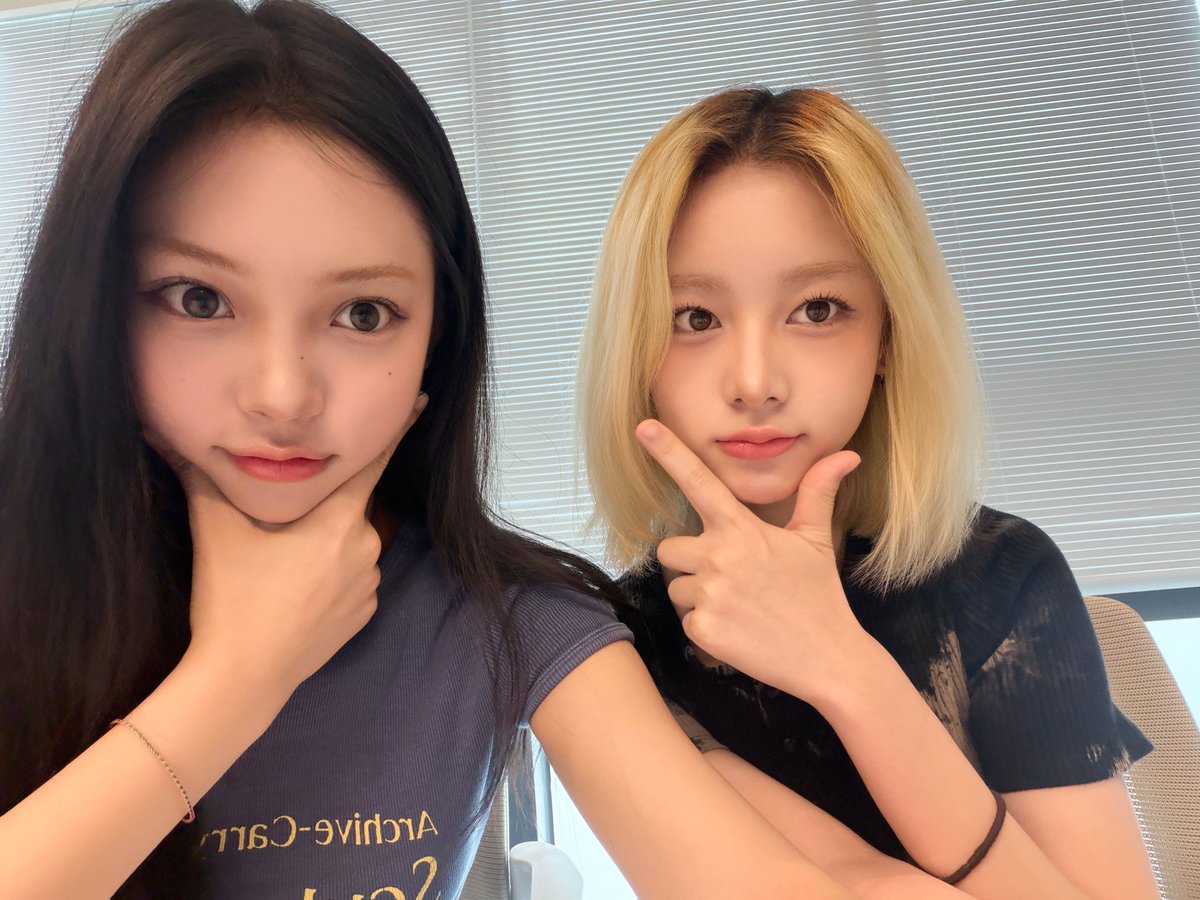 officialUNCHILD's tweet photo. 260703
#TIKOzTOUR EP.01

#UNCHILD #언차일드
#TINA #티나
#AKO #아코 https://t.co/Wr2p4wDo8K