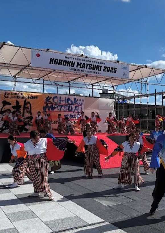 hanbeyshigetora's tweet photo. 私の筋肉も躍動するのか？どっちだい💪
#KOHOKUMATSURI 2026開催
日時：2026年8月2日（日）
会場：長浜市豊公園 雁木広場・大通寺
ゲスト：#なかやまきんに君

湖北エリアが戦国の世界に染まる一日🏯
長浜夏の陣⚔️楽しみが爆破して下ります

#長浜市 #米原市 https://t.co/7EdjtQ13h4