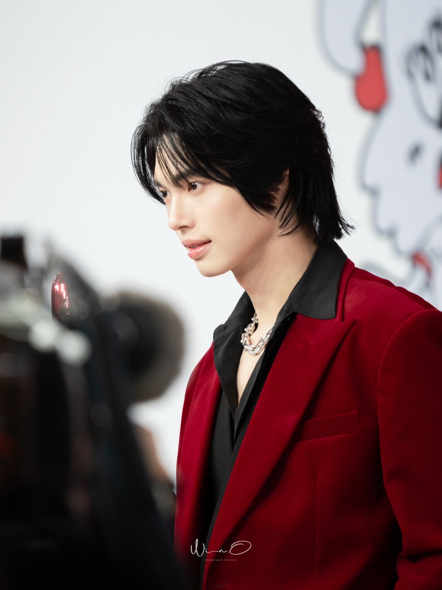 WinmetawinO's tweet photo. บูชาอ้ายเป็นพ่อพระในใจ 🙏🏻🥹

WIN ULTIMUNE STUDIO CTW 

#WINwithULTIMUNE https://t.co/Ol3CwkVrYI