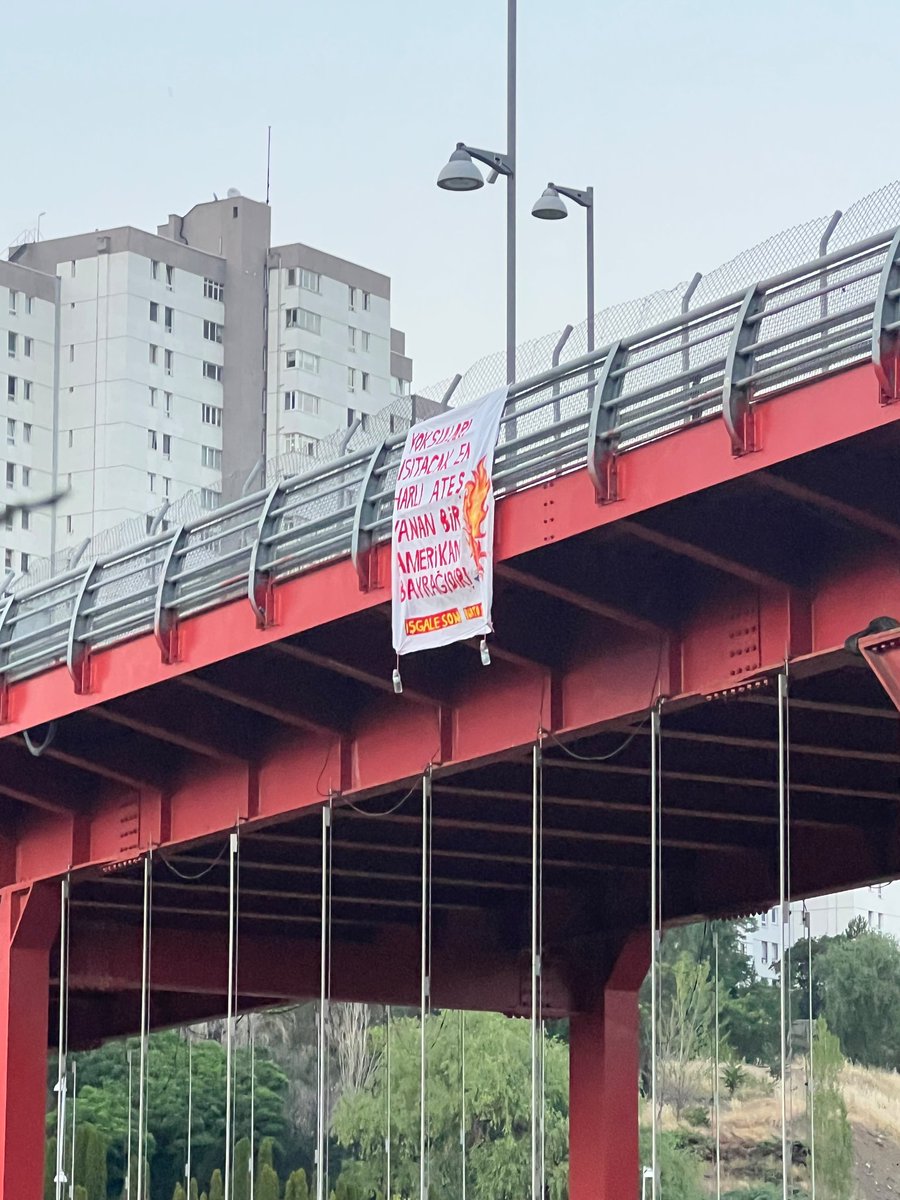 NatoDefol_'s tweet photo. 📍Dikmen Vadisi Köprü

Yoksulları ısıtacak en harlı ateş, yanan bir Amerikan bayrağıdır!

NATO DEFOL! BU TOPRAKLAR BİZİM! https://t.co/3z4uqtgs9N