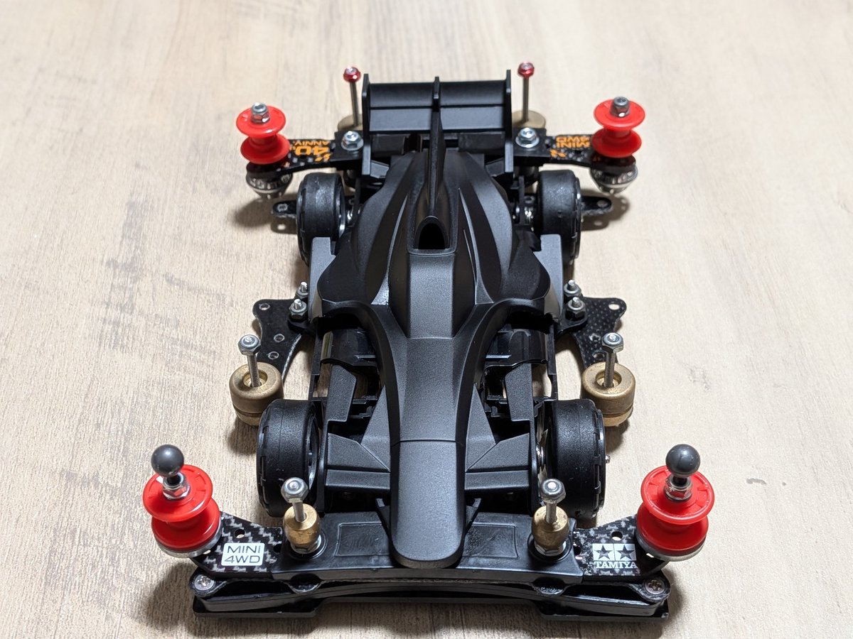 tommy_mini4's tweet photo. ボディをマットブラック塗装
あとはステッカー貼ればストッククラスMEは取り敢えず完成 https://t.co/jrWg6twY88