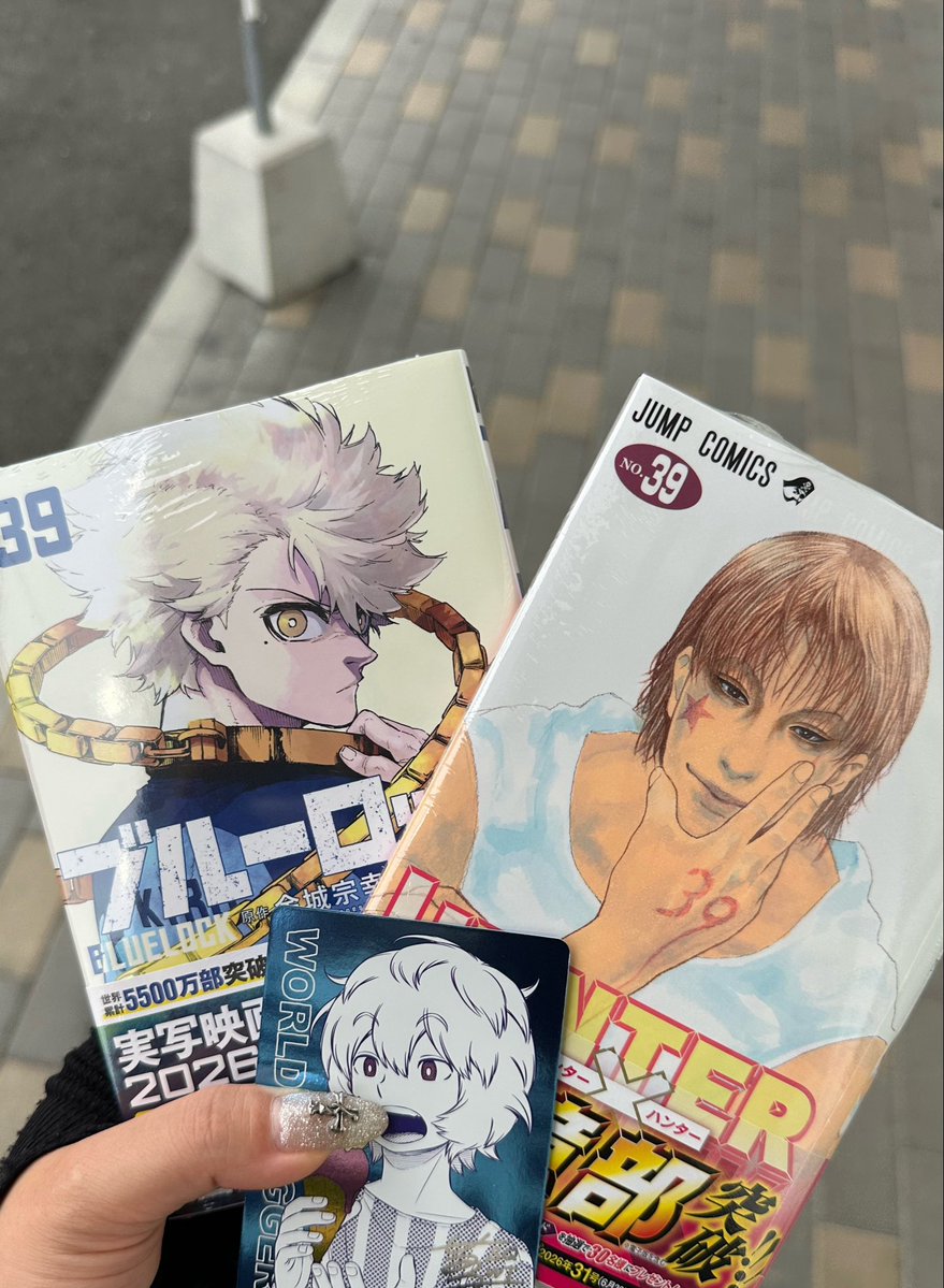 7m_eps_'s tweet photo. HUNTER × HUNTERの��紙が
狩野英孝にしか見えんけどヒソカ好きよ(´･ ･`)♡ https://t.co/QWURDgOgyT