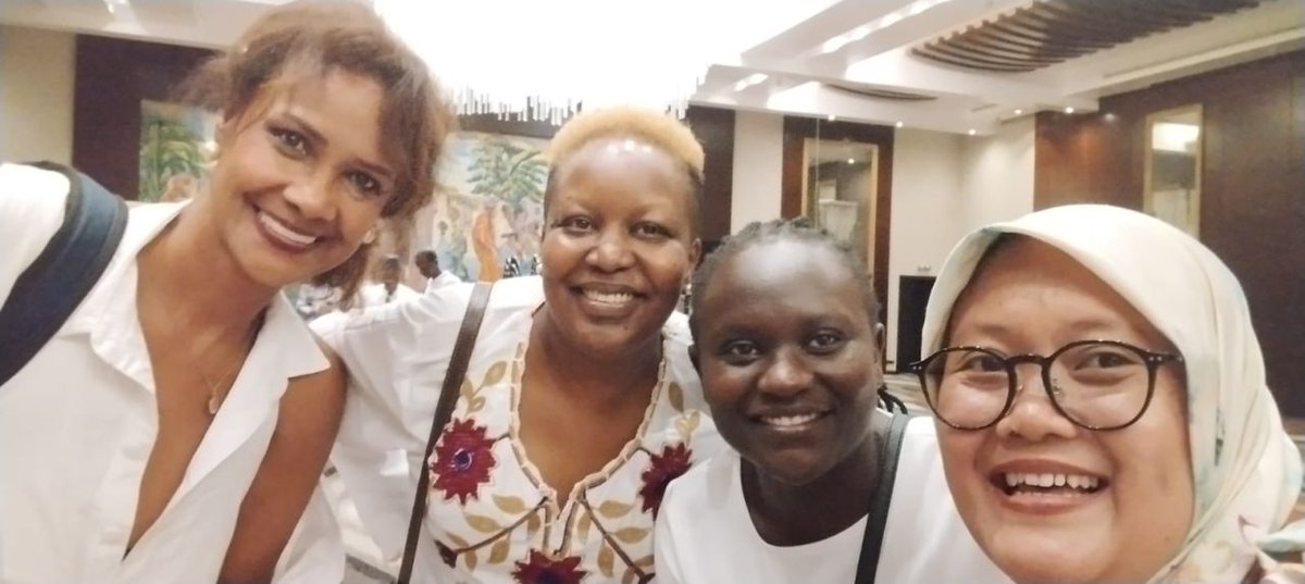 Indigenousinnet's tweet photo. 🌍✨ #Accra2026 was more than a conference — it was a movement. Guided by the 6Rs: Reconnect, Re‑educate, Repair, Rebuild, Reimagine, Resist, voices from the Global Majority redefined development rooted in dignity, memory &amp; collective well‑being. 🌱✊🏾

#RepairingDevelopment https://t.co/Wy8oUkJ2Yu