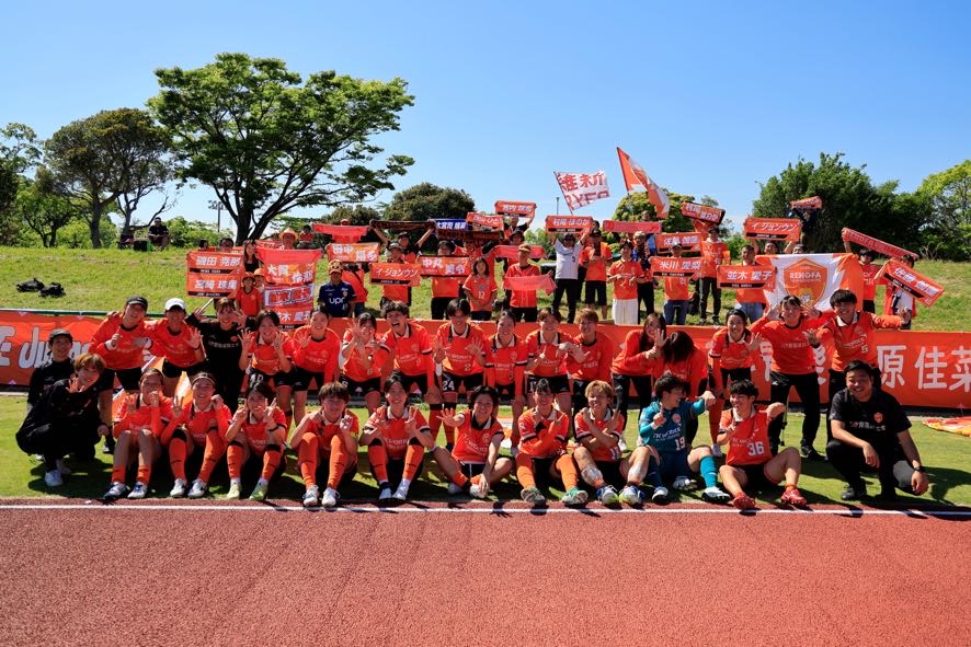 renofa_l's tweet photo. 🟠⚪️
／
レノファレディースサマーフェスタ2026
開催決定！！
＼

レノファレディースと
最高の夏の思い出を作りましょう🌻

⏰2026.7.19(日)10:00～12:00
🏟️湯田温泉こんこんパーク
🌈詳細はお楽しみに！！

＃レノファレディース
＃志斉徹遂
＃renofa https://t.co/h7HHUrdd35
