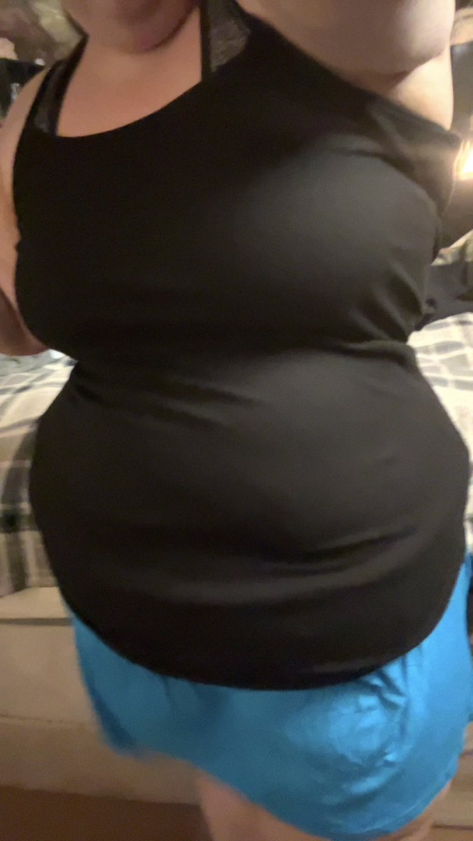 Thatonegirl6093's tweet photo. Tell me, would you fuck a bbw with an hour glass shaped body? https://t.co/PzMhi9CZhl