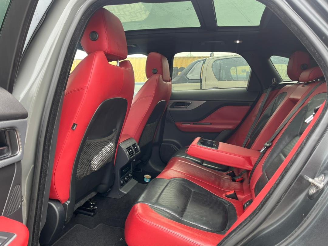 plug_xxx_'s tweet photo. Jaguar F-pace S (2017) Direct Tok

Urgent buyer needed asap!!

Help me sell this I'll give you 300k after sale. Pls help me repost everywhere. I want it sold under 24 - 48hrs. Urgent cash grab

Going for 36m

dm 09066501729 for more information

Location: Lagos, Ojodu https://t.co/21wti3t1wH