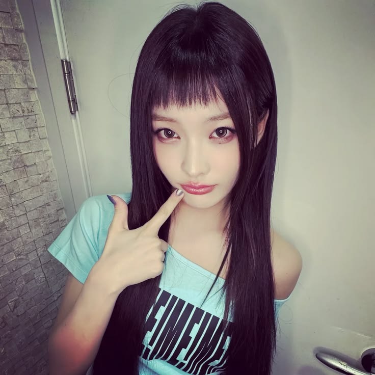 wanwizxd's tweet photo. — 𝐁υ𝗌𝖼ⱺ ꭑυ𝗍𝗂𝗌! (1)

Acepto: #subtwt #stantwt #shtwt #edtwt #obslovetwt #anitwt #kpoptwt #cattwt 

DNI: Cringe viewing, pdfs, necrófilos, fetichistas, #nsfwtwt (si compartes nsfw ok), #goretwt, cperos 

(🇪🇸) she/her,    14teen 

╰┈➤        hablo 🇪🇸🇬🇧🇧🇷

🔁+♥️= mutis :33 https://t.co/XIpfvlzUpA