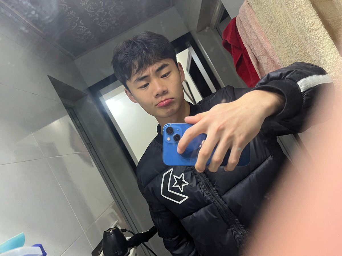 Episode223's tweet photo. 找姐姐 https://t.co/yFkQThdEPw