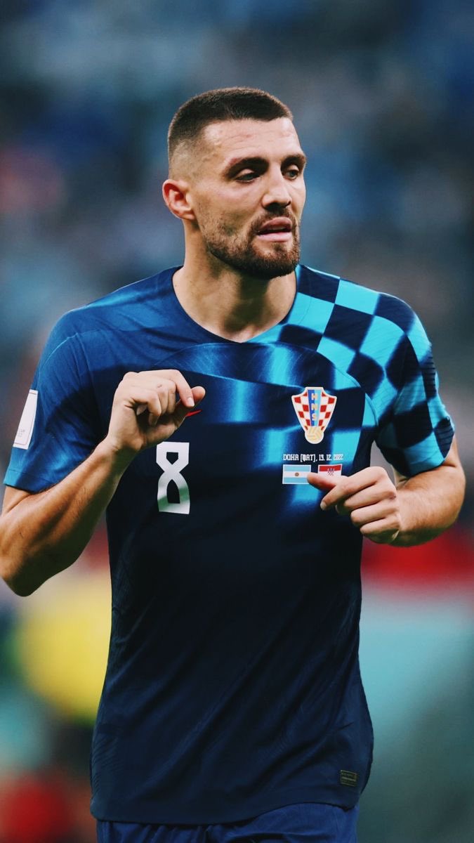 ArsenalChizzy_'s tweet photo. 🎙️ **Reporter:** *Mateo, what's your reaction to Croatia's defeat?*

🗣️ **Mateo Kovačić:** "It's heartbreaking. We gave everything, but it's difficult to accept a result like this."

🎙️ **Reporter:** *What did you make of the penalty awarded to Portugal?*

🗣️ **Mateo Kovačić:** "For me, it wasn't a penalty. I still don't understand that decision. At this level, moments like that change everything."

🎙️ **Reporter:** *And the disallowed goal at the end?*

🗣️ **Mateo Kovačić:** "I've watched it back, and I honestly don't think it was offside. We thought we'd found the equaliser, only for it to be taken away. That's the hardest part to accept."

🎙️ **Reporter:** *Do you feel Croatia were unlucky tonight?*

🗣️ **Mateo Kovačić:** "I respect Portugal, they're a fantastic team. But if I'm being honest, we'll leave this stadium feeling football didn't decide the outcome. Certain decisions did. 

That's what hurts the most."