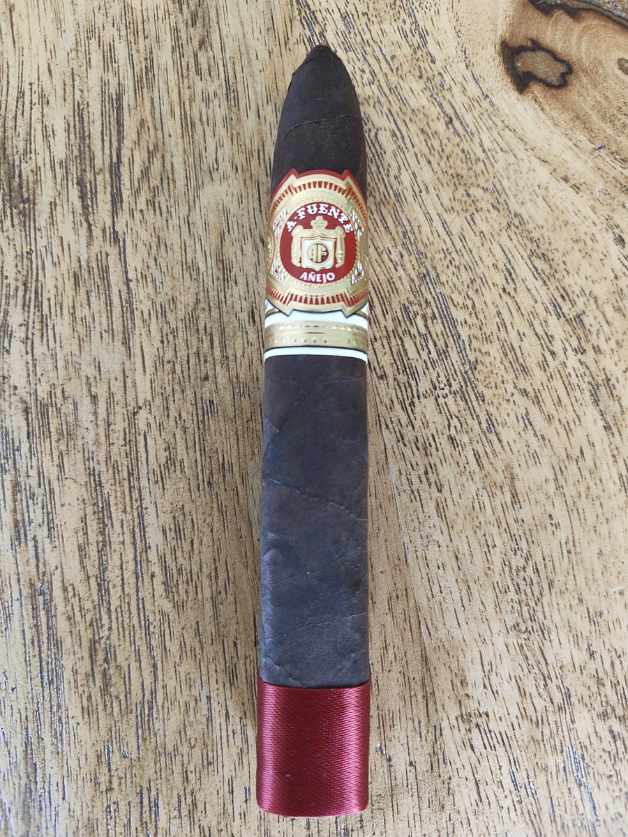 BabaCryptoo's tweet photo. When $METIS hits $55 USD, I’m firing up this absolute unit 🔥
Arturo Fuente Anejo Reserva No. 55 — only the best for the METIS milestone.
Let’s get it!
#METIS  #ArturoFuente  #CigarLife https://t.co/U9vnp22Htn