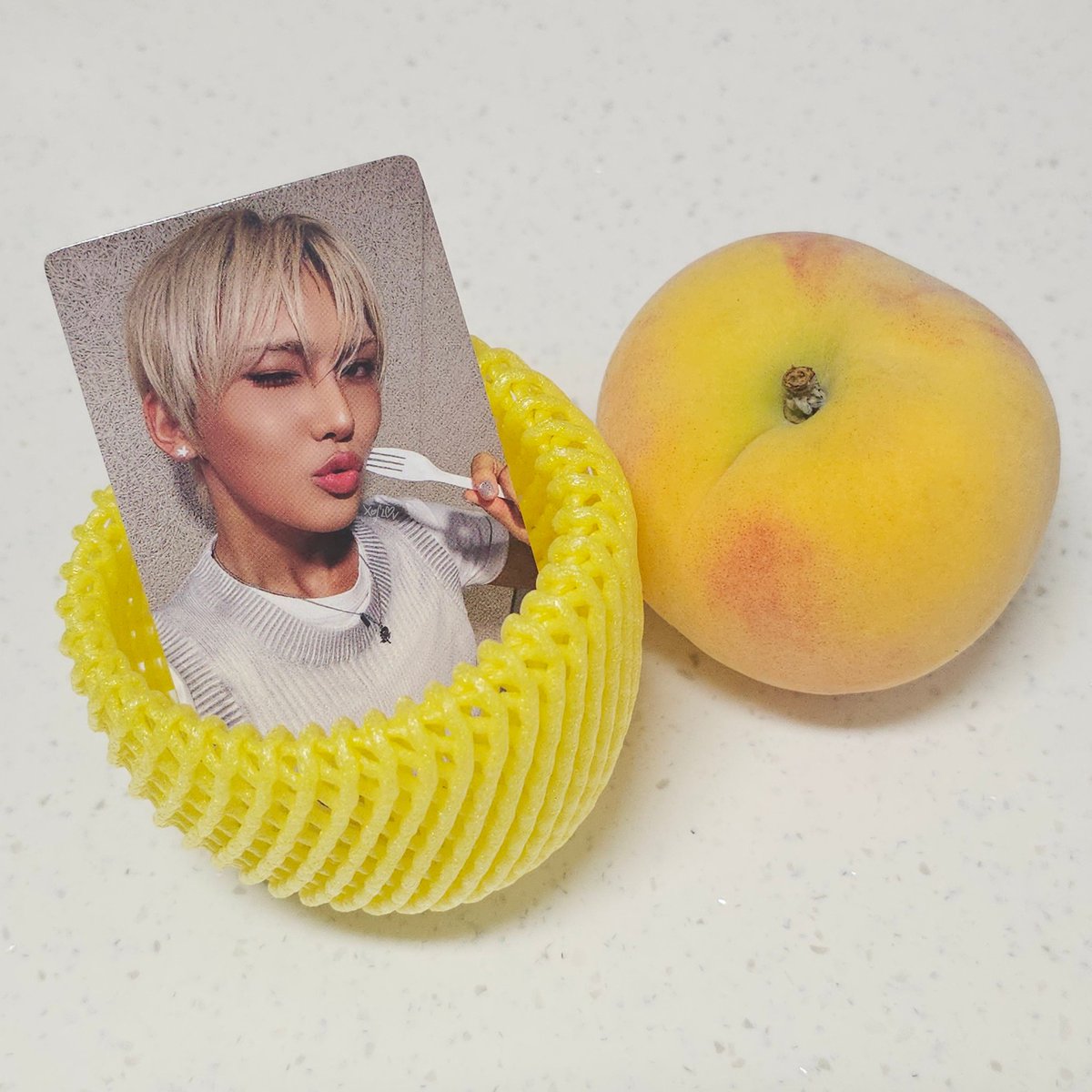 xoflov's tweet photo. 🍑 복숭아찌르지마세요 !!! 🍑 https://t.co/i9WbI1VOpo