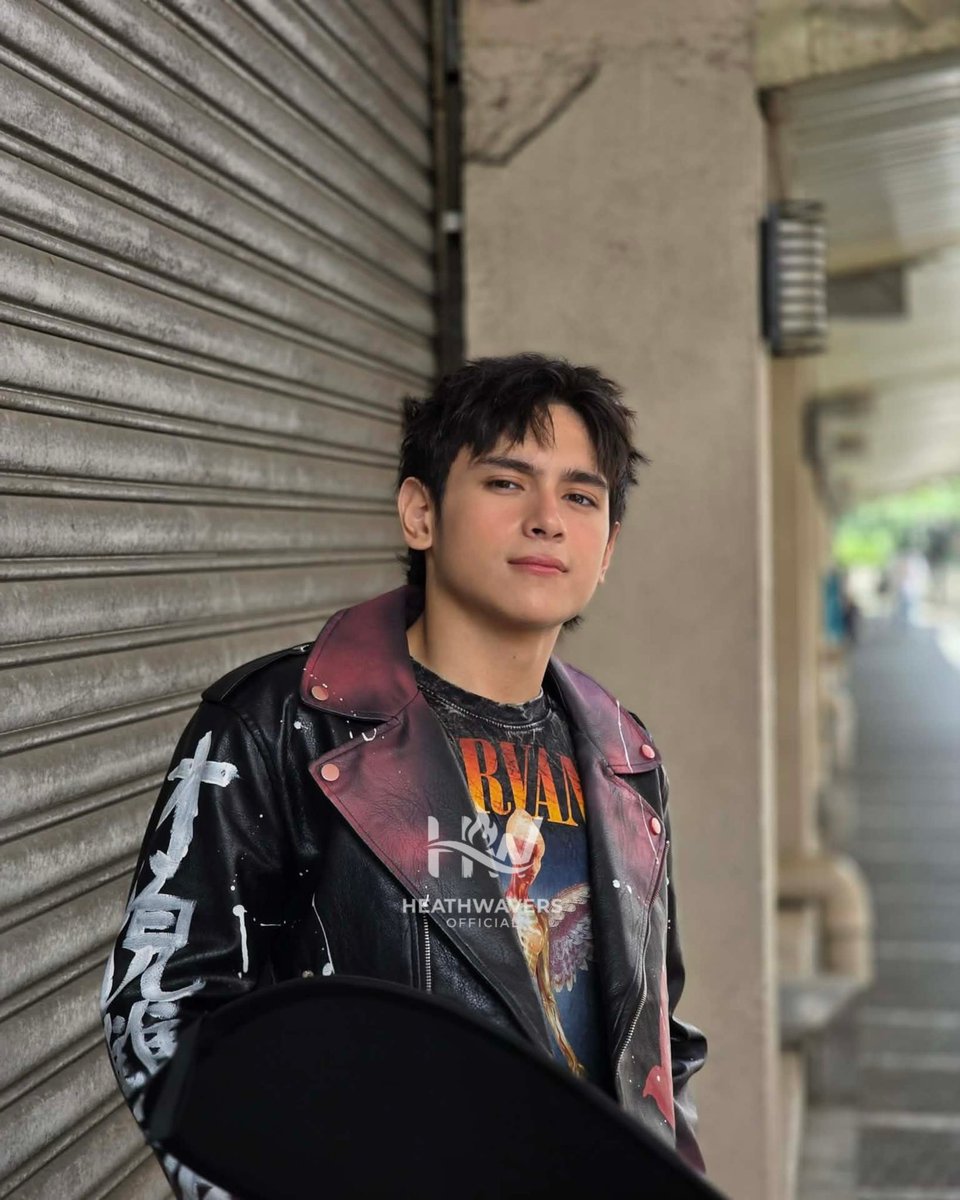 ayuminatiarmy's tweet photo. miss ko na ang capeath 

WAITING FOR ANGUEL SCENES
#CapEathLangSaPoll https://t.co/v1hff6wOle