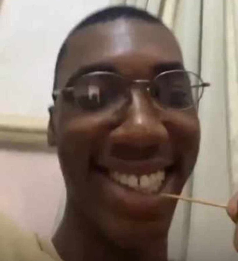 deji____'s tweet photo. Fuck Enzo and his agent . They can rot in hell https://t.co/9egM399qyV