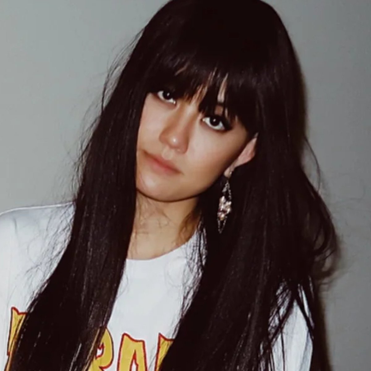 iPopBase's tweet photo. Agnez Mo pens a birthday letter to her younger self:

“First of all… This doesn’t feel like a birthday to me. It feels like a reminder.. What do I want my legacy to be..

Not of the beautiful life… but of the seasons where I chose RIGHT over easy, GRACE over revenge, HEALING over headline, KIND over comfort.

2024 wasn’t a chapter I chose.. It was the year I had to let go of the people I never wanted to lose…

2025 was the year I could’ve spilled it all.
The kind of story that could’ve turned my trauma into headlines, stories that would’ve made people understand..or simply choose a side.. Instead, I really did choose to protect the very people who hurt me to begin with.

Man…If I told you the story, you might pity me..
But I’m not here for fame built on tragedy.
So I refuse to be the victim in my own story.

Maybe thats why 2025 also became the year God gave me His biggest blessing yet..

Funny how life works…
Sometimes what breaks you becomes the very thing God uses to rebuild you.

Today, July 1, 2026 is the day I can testify..
that some victories don’t look like winning an argument..
They look like refusing to become the thing that broke you…
Ouf of the ashes, she rose.
In the fire, she danced.

Some battles are within, not for everyone to see
This war ain’t for claps. It’s for setting me free.
So yeah… I’ll struggle. I’ll rise. I’ll wrestle free.
For the child, the self, and the in-between me.

Happy birthday 🎂🤍 to the little girl who kept believing before the world ever did. You did it. You really did it.”