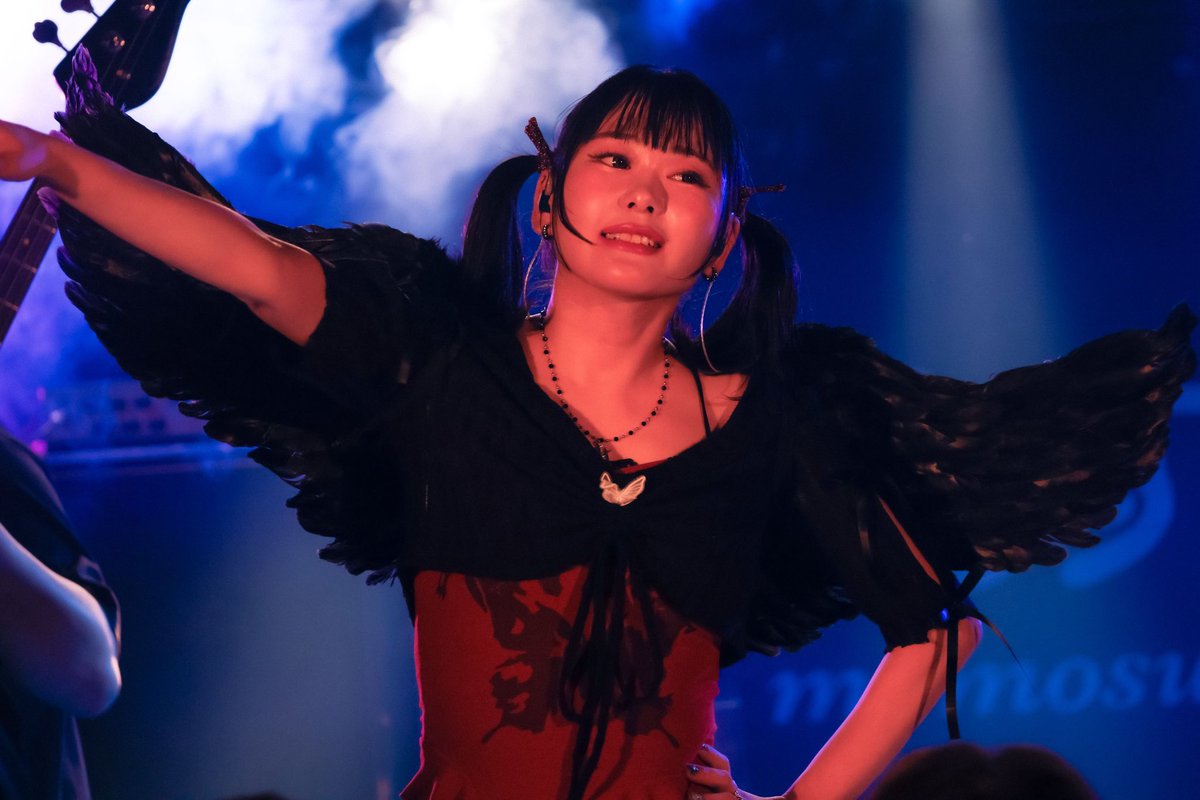 momo_shara's tweet photo. 6/30下北沢SHELTER
痛いの痛いの痛いのがすき
photo by ガッテン https://t.co/4spayfqMnj