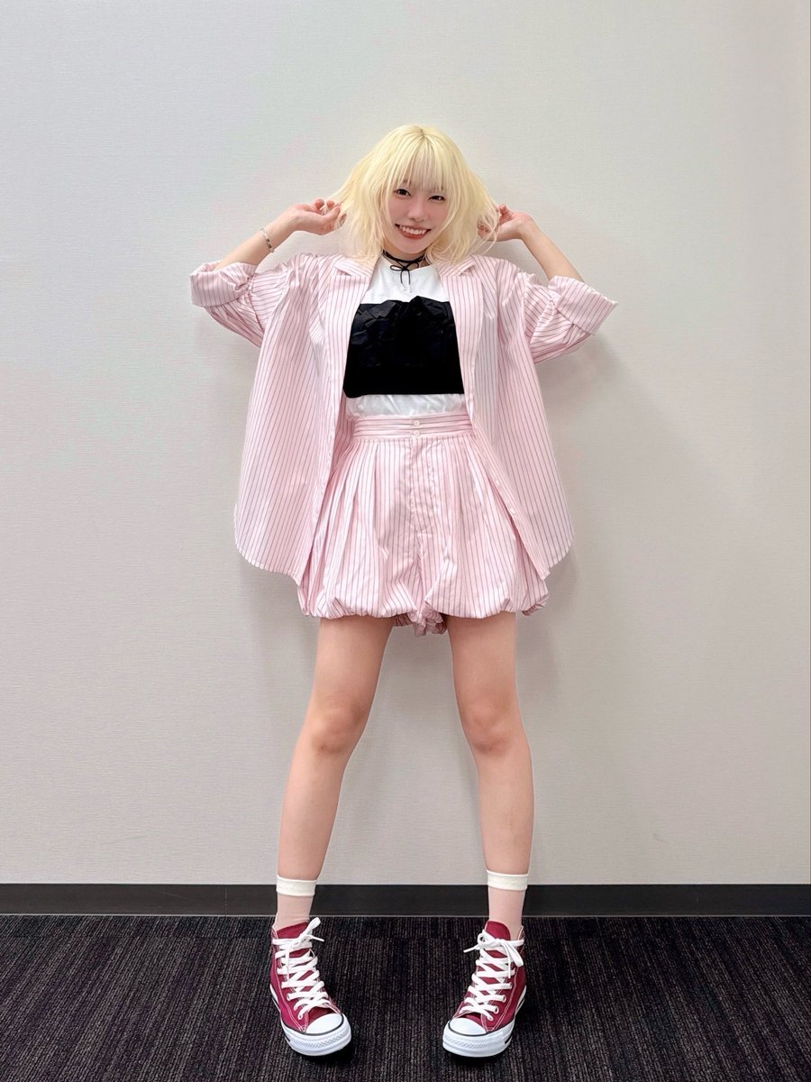 Hondo_dagaya_'s tweet photo. #黒猫と魔女の教室
複数社さまに取材&amp;撮影をしていただきました🐱

ヘアメイク 横山雷志郎さま
スタイリスト 森俊輔さま
🙏 https://t.co/dTyQRH6G9f