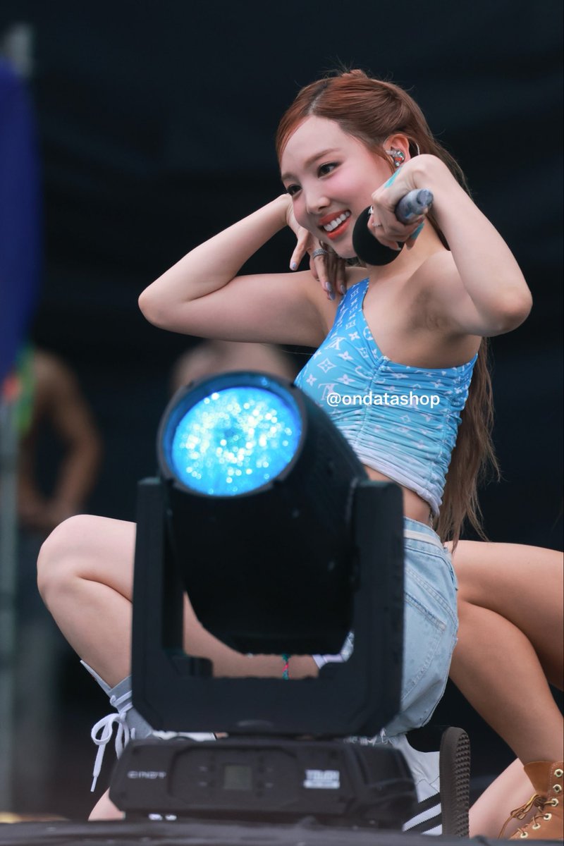 ondatashop's tweet photo. 💙
240707 NAYEON（3200pics）

#ONCHEAPSHOP
#ONSUBSCRIPTION https://t.co/n0O6gST2ea