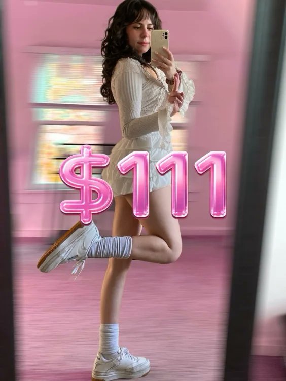 sendz4bella's tweet photo. I just received 𝟷𝟷𝟷𝚂𝚑𝚘𝚙𝚙𝚒𝚗𝚐 from Footslut via Throne. 💜💗💫 https://t.co/8NjyFvu2uq
