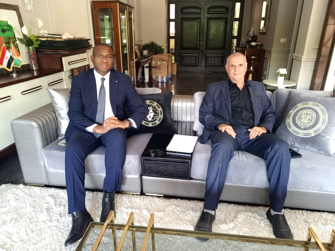 WorldFishCenter's tweet photo. 🤝🌍 A high-level meeting in Cairo focused on strengthening technical cooperation and knowledge exchange to advance sustainable aquatic food systems across Africa.

#WorldFish #AquaticFoods #Aquaculture #Africa #FoodSystems #Partnerships #Innovation https://t.co/iJYz5pWoye