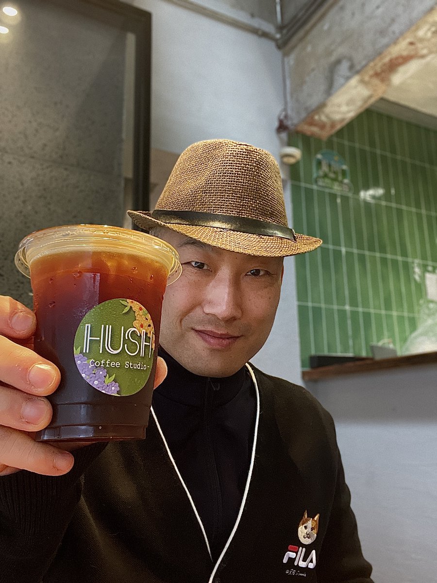 MimyPokemon's tweet photo. A stranger bought my hot drink when my card declined at the stand today. No need to ask for anything back, just a quick smile and "hope your day gets better". Restoring my faith in people.， https://t.co/lRcghXk0IH