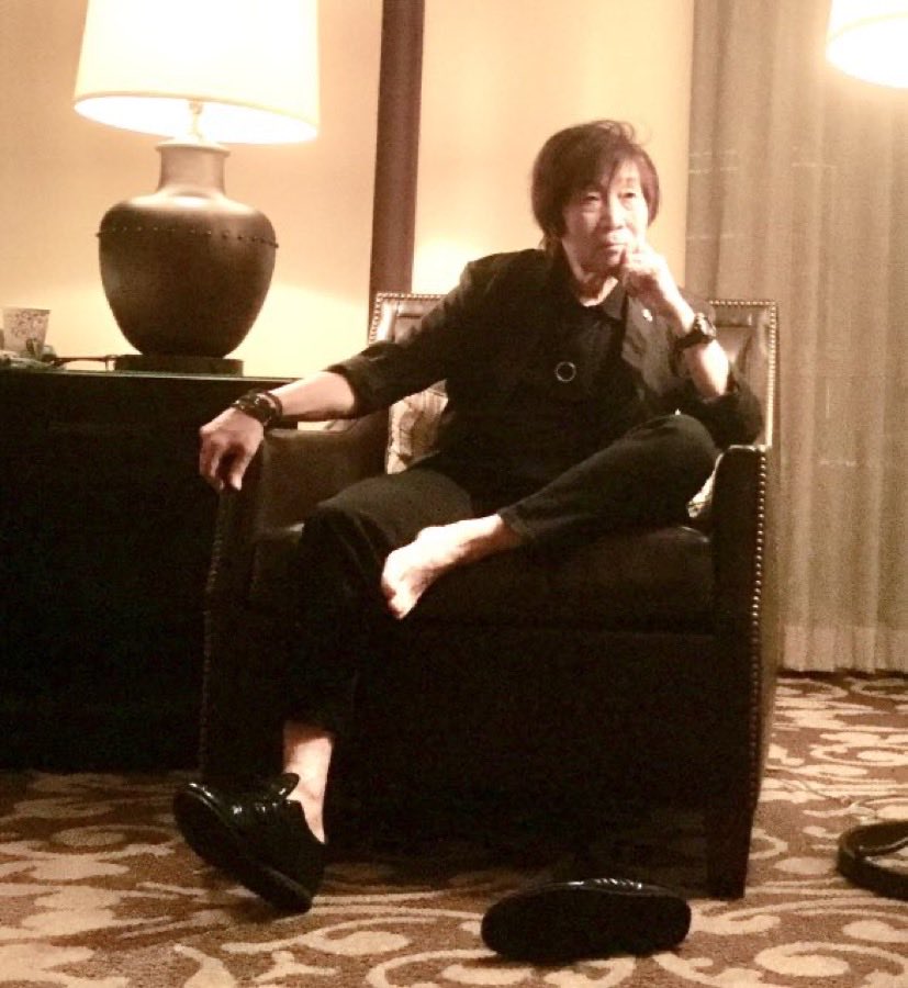 TOSHIO_FURUKAWA's tweet photo. ♡エースの靴❣️  2種。椅子は《P.O.P sit on a chair》（⭕️印）なんとなく真似したが、あちこち違って、似てるのは声だけだったワイ！プハハハッ！f(^o^)' https://t.co/FkB6RStTFx