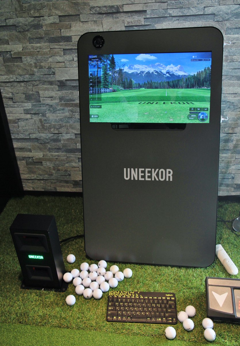 golflabo_square's tweet photo. 仙台市の屋内ゴルフスタジオ、ゴルフラボスクエアです。
グランドオープンに向けてスタッフ一同奮闘しております（現在はプレオープン中）

効率的に上達したいならAIシミュレーターの使用がオススメです。
実在のコースを回れる
『ラウンドモード』で爽快プレーも♪

体験予約も受付中です！ https://t.co/n7ioQ7vZA8