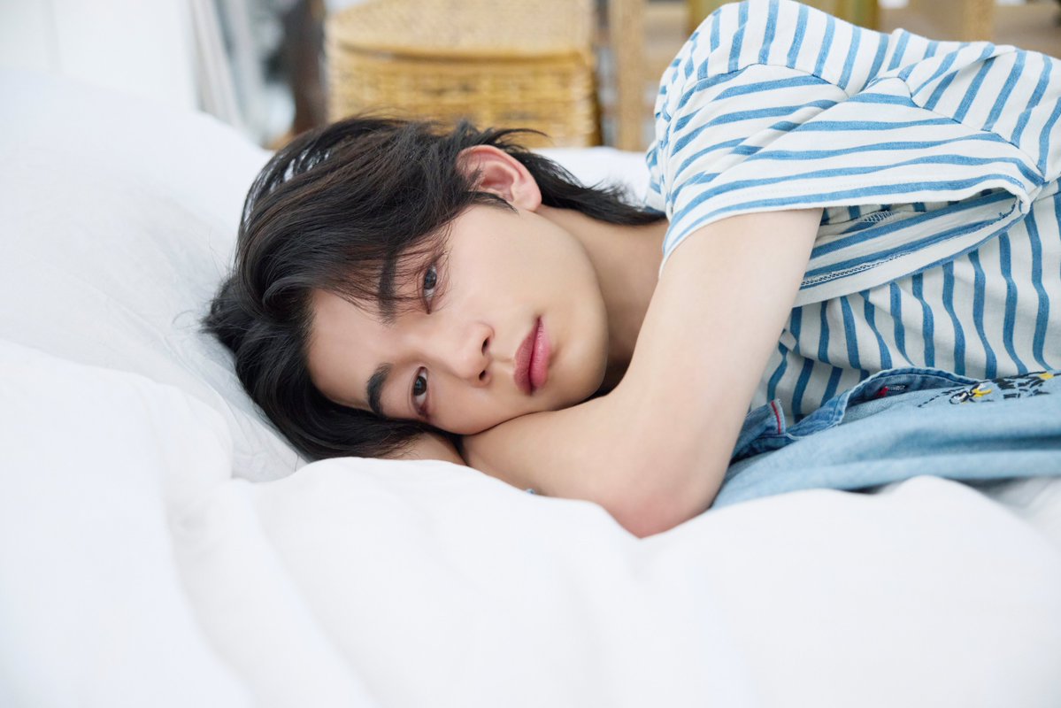 Auditionblue's tweet photo. みなさまおつかれさまです🙇‍♂️

#雑誌butter05🧈フェスタ🥁

まだまだアザーカット大放出は続きます‼

本日のトップバッターは、#吉澤要人（#原因は自分にある 。）さん📷

🛒ご購入は👇
【HMV限定版表紙&amp;ポストカード】
https://t.co/Bw9xwhvBW0

(撮影= #佐野円香/インタビュー=#東谷好依) https://t.co/GVVxCXsqeD