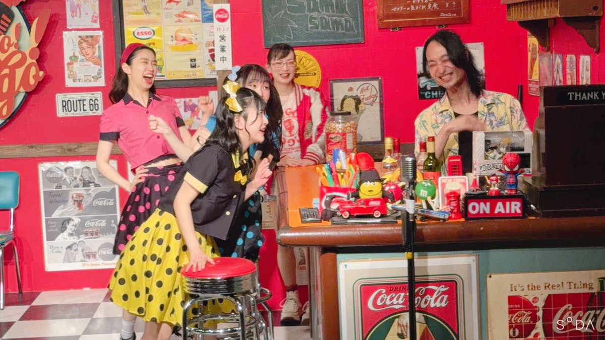 B班は本日19時30分～！！ ✓飛び込み大歓迎🙆‍♀️ ✓ソロチェキあり
