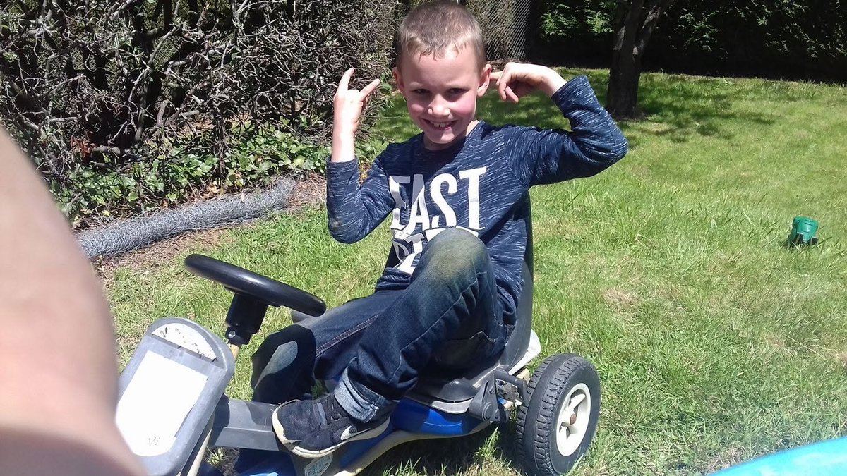 JusticelouisCTO's tweet photo. Louis, being Louis. 

Full of life, full of mischief, striking a pose like he owned the world.🤍
We owe him a world that lets kids stay that happy. 🤍
 
 🇫🇷 #JusticeForLouis #JusticePourLouis  🇫🇷 https://t.co/Ocndl62LjA