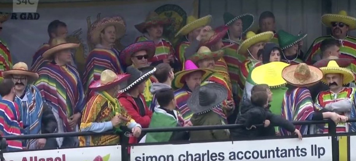 OshJones25's tweet photo. For anyone who says supporting Mexico on Sunday as Welshmen is just us being ‘bitter’

Well the Cofis have long felt and identified with the wonderful people of Mexico 😉🤣 🇲🇽 💚💛 https://t.co/ni2mEw1ysS