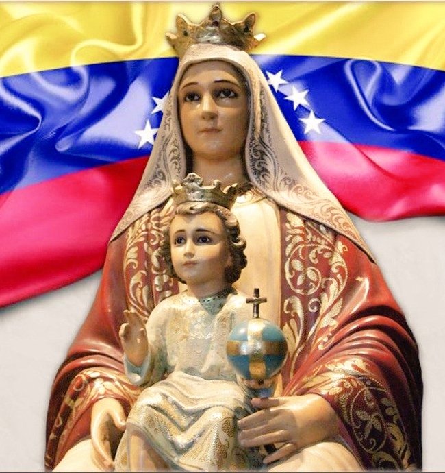 TarekSaidVzla's tweet photo. ORACIÓN DE LA MAÑANA 
Viernes 3 de julio

"Oración de confianza en medio de la prueba"

Señor mío y Dios mío:

No entiendo muchas cosas de las que suceden a mi alrededor. No comprendo el dolor, la incertidumbre ni los caminos que permites en mi vida. Pero sí sé una cosa: que Tú me amas con un amor infinito y perfecto.

Por eso, hoy te suplico: aumenta mi fe y enséñame a confiar en Ti en las horas de dificultad y también en las de alegría. Que nunca olvide que nada sucede fuera de tu mirada amorosa y providente.

No permitas que nada ni nadie me aparte de Ti, porque nadie me ama más que Tú, nadie me conoce como Tú y nadie puede llenar mi corazón sino Tú.

Señor, a nosotros no nos corresponde entenderlo todo. ¿Cómo podríamos comprender plenamente tus designios, si Tú eres Dios, infinito y eterno? Lo que sí nos corresponde es confiar, abandonarnos en tus manos de Padre y creer que tus planes son siempre de amor.

Por eso te pedimos: aumenta nuestra fe, fortalece nuestra esperanza y no permitas que las pruebas, las noticias dolorosas ni las incertidumbres del mundo nos alejen de Ti.

Te encomendamos de manera especial a Venezuela y a todos los pueblos que sufren, a las familias que lloran, a los enfermos, a quienes viven en la incertidumbre y a los que han perdido la esperanza. Derrama sobre todos ellos tu consuelo, tu paz y tu misericordia.

Y ahora, Señor, vuelvo a Ti con la sencillez de un hijo. Ayúdame cuando mis fuerzas se debiliten; sosténme cuando mi fe vacile; levántame cuando el miedo me visite y recuérdame siempre que Tú permaneces conmigo.

Que, a pesar de todo aquello que pretenda alejarme de Ti, yo busque siempre, por tu gracia, permanecer cerca de tu Corazón y acercar también a mis hermanos hacia Ti, para la gloria de tu Santo Nombre.

Y de la mano de la Santísima Virgen María, nuestra Madre, enséñanos a decir cada día: «Hágase en mí según tu palabra». Que ella nos cubra con su manto, nos conduzca siempre a Jesús y nos enseñe a confiar incluso cuando no comprendamos.

Porque sé que, aunque no entienda, Tú estás; aunque no vea, Tú obras; aunque no sienta, Tú me amas.

En Ti confío, en Ti espero y a Ti me abandono.

Amén.

FE y más FE. 
Dios y María Santísima los bendigan abundantemente.