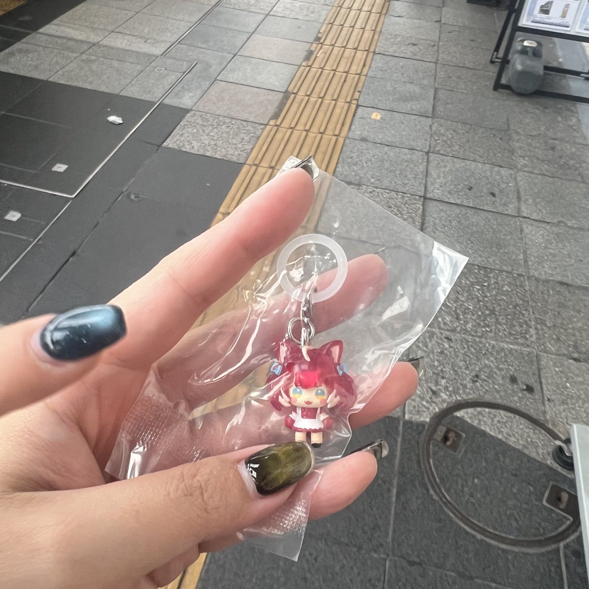 ame_ashtale's tweet photo. 仕事終わりに友達とガチャ

デブカルビが欲しかったけど、ノーマルカルビも当たり！可愛い(　ﾟ∀ﾟ)o彡° https://t.co/uwQooMgJUI