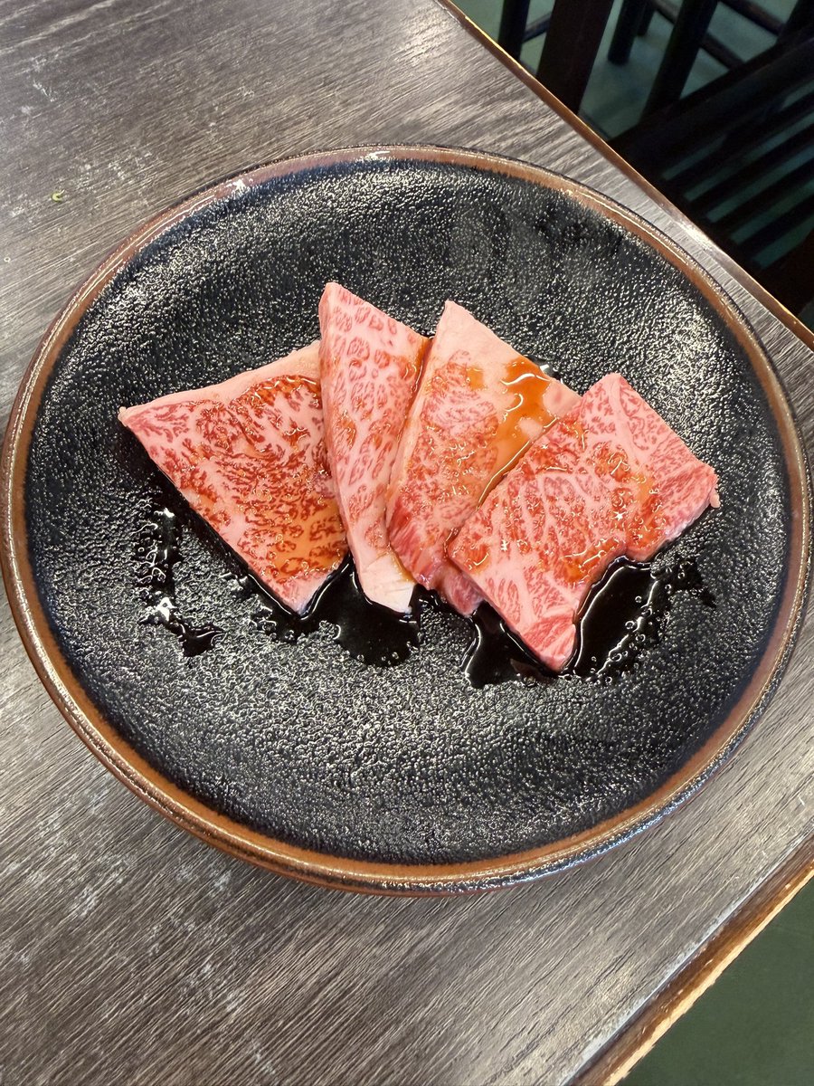azu320's tweet photo. 念願の一升びん本店
最高に美味しかった😊 https://t.co/keV5LhUuvC