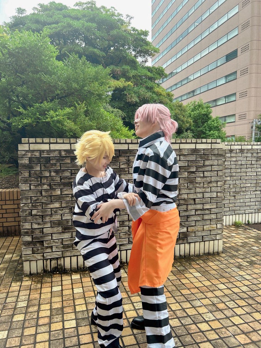 yue_momo24's tweet photo. ⚠︎cos/LD1

踊るルキジャン💛🩷

💛@Bj1ru 
📸@chatnoir_11_08 https://t.co/dObTzpPTo5
