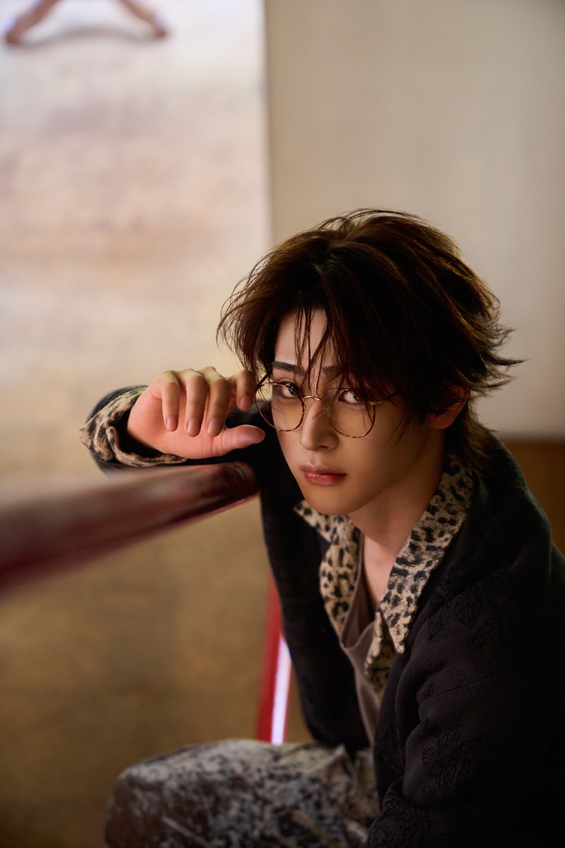 Auditionblue's tweet photo. みなさまおつかれさまです🙇‍♂️

#雑誌butter05🧈フェスタ🥁

アザーカット大放出❤️‍🔥

続いて #雨宮翔（#GENIC）さん🎶

雨宮さんの強い一面も見られた今回のグラビア。

苺を見せた瞬間、力強くクリームを鼻に🍓

(撮影=#kaoruyasuba/インタビュー=#東谷好依) https://t.co/sCirBEEqKl