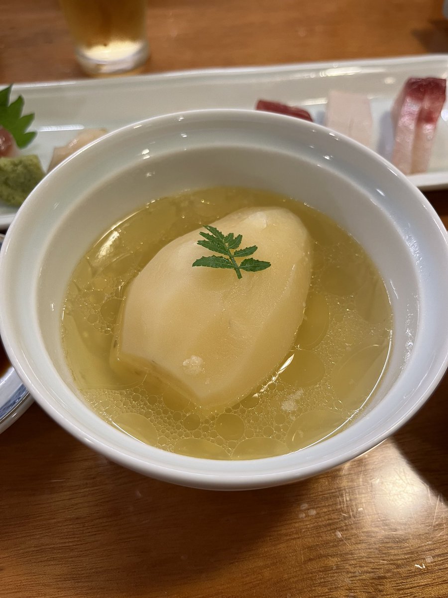 mt_hitcher's tweet photo. 札幌到着即飲酒
#グデイ
#札幌
#味百選 https://t.co/kFipSrHAn6