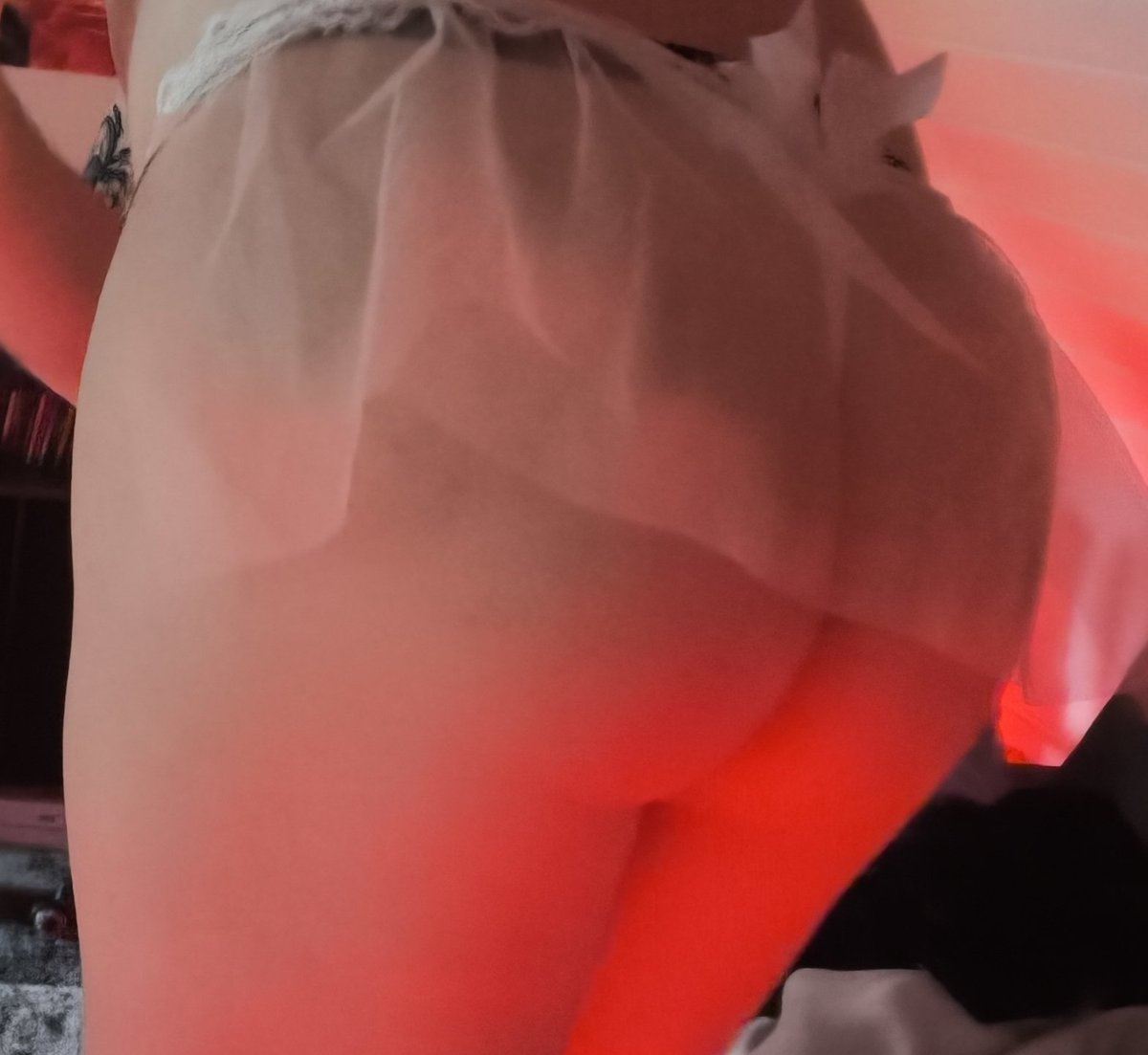 enbytsch's tweet photo. anyone wanna chat?🥰

#goon #ass #horny #femboy #sissy #gay #nsfwtwt #nsfw #bnwo https://t.co/V68vTz6lF7
