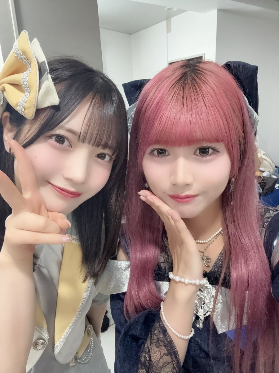 _mikufujisaki_'s tweet photo. とっても時差！(すみません)
#SKE48 さんとYouTubeコラボさせて頂いた時お写真撮っていただきましたです🤳🏻⋆꙳
すごくいっぱい刺激を受けた日！
また、ご一緒出来るようにがんばります🎶 https://t.co/IzPoQ9lqjd
