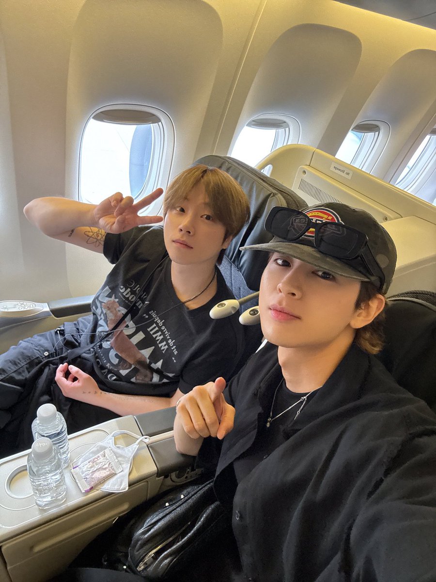 fairiejinani's tweet photo. parents 🥺🫶🏼 https://t.co/HEzkRzveS9