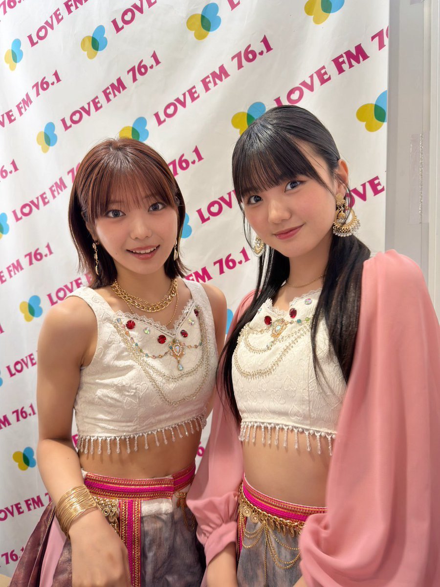 angerme_upfront's tweet photo. ⠀
ラブエフエム「music×serendipity」
https://t.co/ryoNeesGVL 

このあと18:00台
#川名凜 #長野桃羽 生出演させていただきます🪽
ソラリアプラザ1Fにて観覧可能です！

YouTube配信はこちらから！
▼https://t.co/GfeJBLDBwy

福岡のみなさん！まだまだ盛り上がっていきましょう❤️‍🔥
是非お聴きください！

#761musics #アンジュルム #ハロプロ