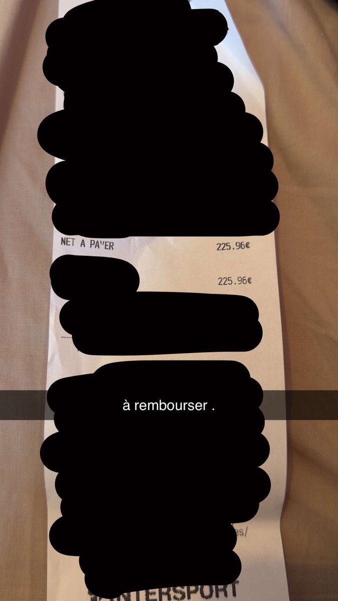 ReineLou62's tweet photo. Une salope pour rembourser une partie sans chipoter ? 

#soumis #moneyslave #moneymiss #domina #ticketpoubelle #pied https://t.co/sGuYRRkZJL