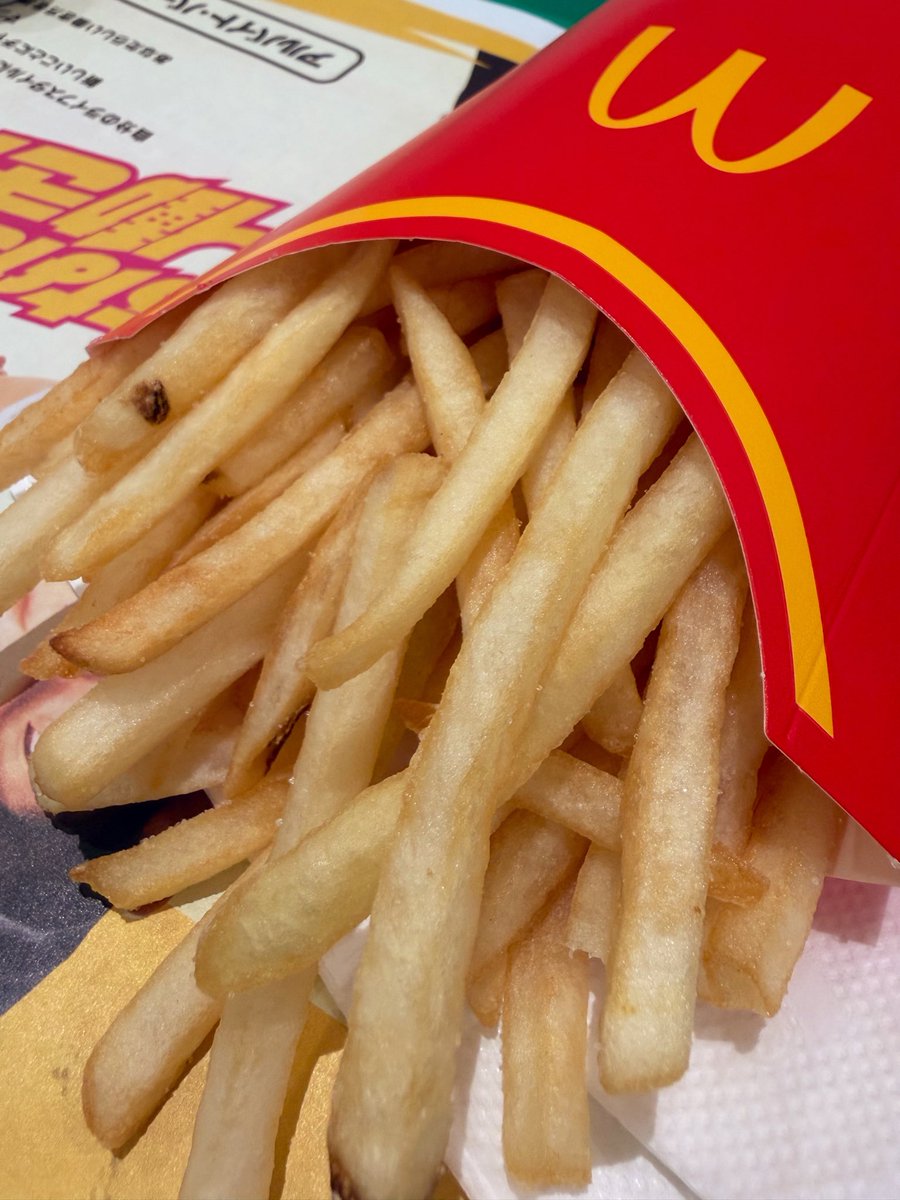 cam_el1a's tweet photo. 🫠🍟 https://t.co/SIZJnt2odU