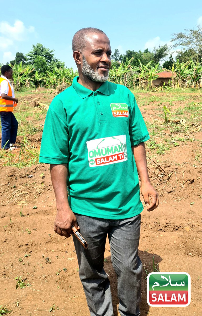 SalamTvUG's tweet photo. Muhamood Khalid Omumanyi of Salam TV Northern Region inspected Salam Estates Phase 3 along Kalasa–Ssemuto Road before receiving his land.

#SalamOmumanyi #SalamUpdates https://t.co/Qu9blADlVb